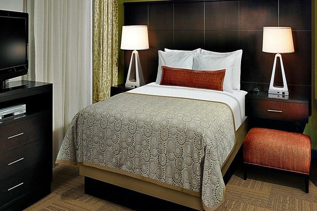 Staybridge - By Ihg Hotel Summerville